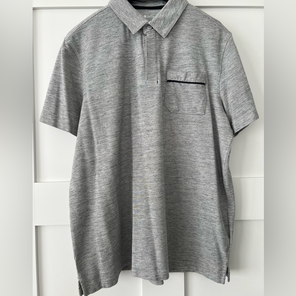 Men’s Zella brand polo shirt size large
